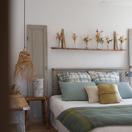 La Petite Parenthese Bed & Breakfast Chaveyriat Eksteriør bilde