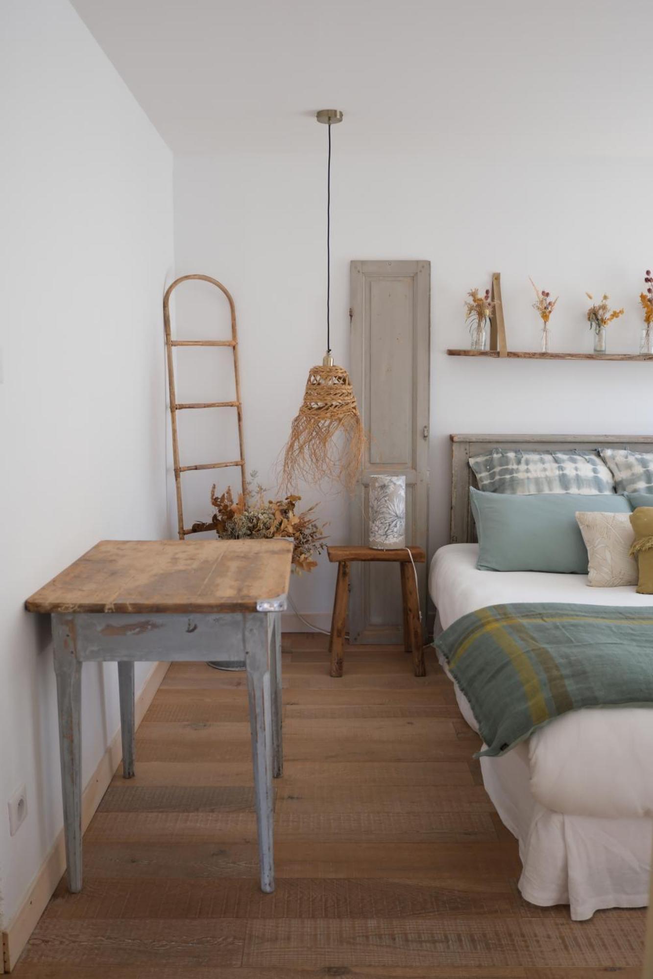 La Petite Parenthese Bed & Breakfast Chaveyriat Eksteriør bilde