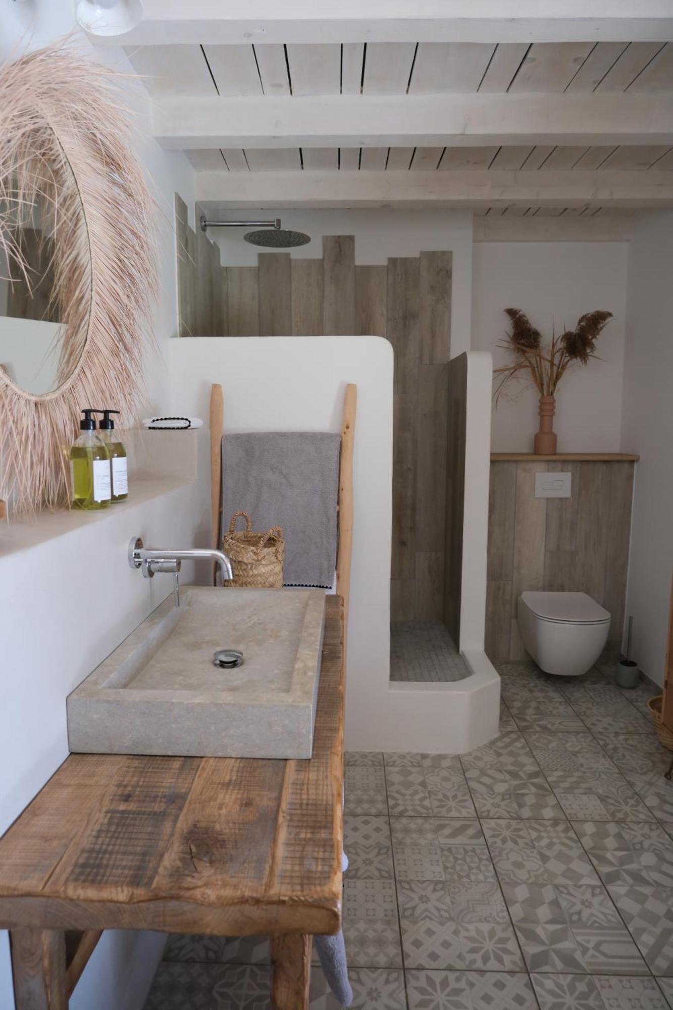 La Petite Parenthese Bed & Breakfast Chaveyriat Eksteriør bilde